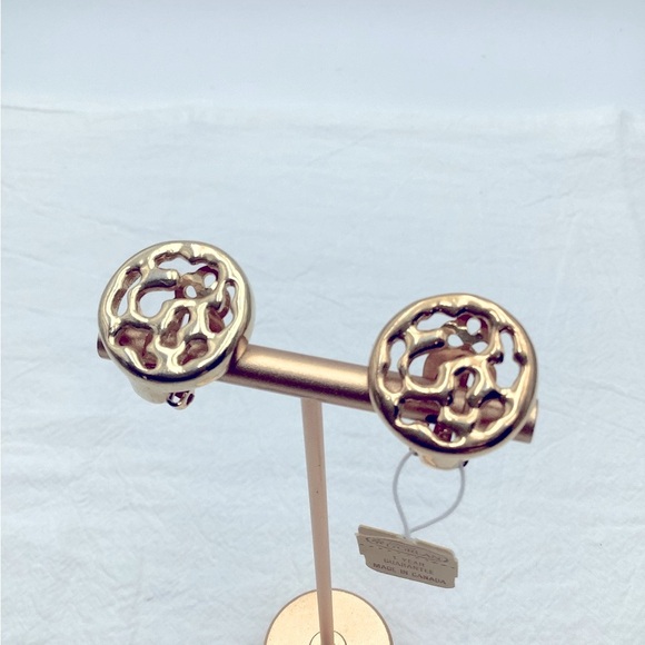 Vintage D'Orlan Gold Clip Earrings - Picture 2 of 2